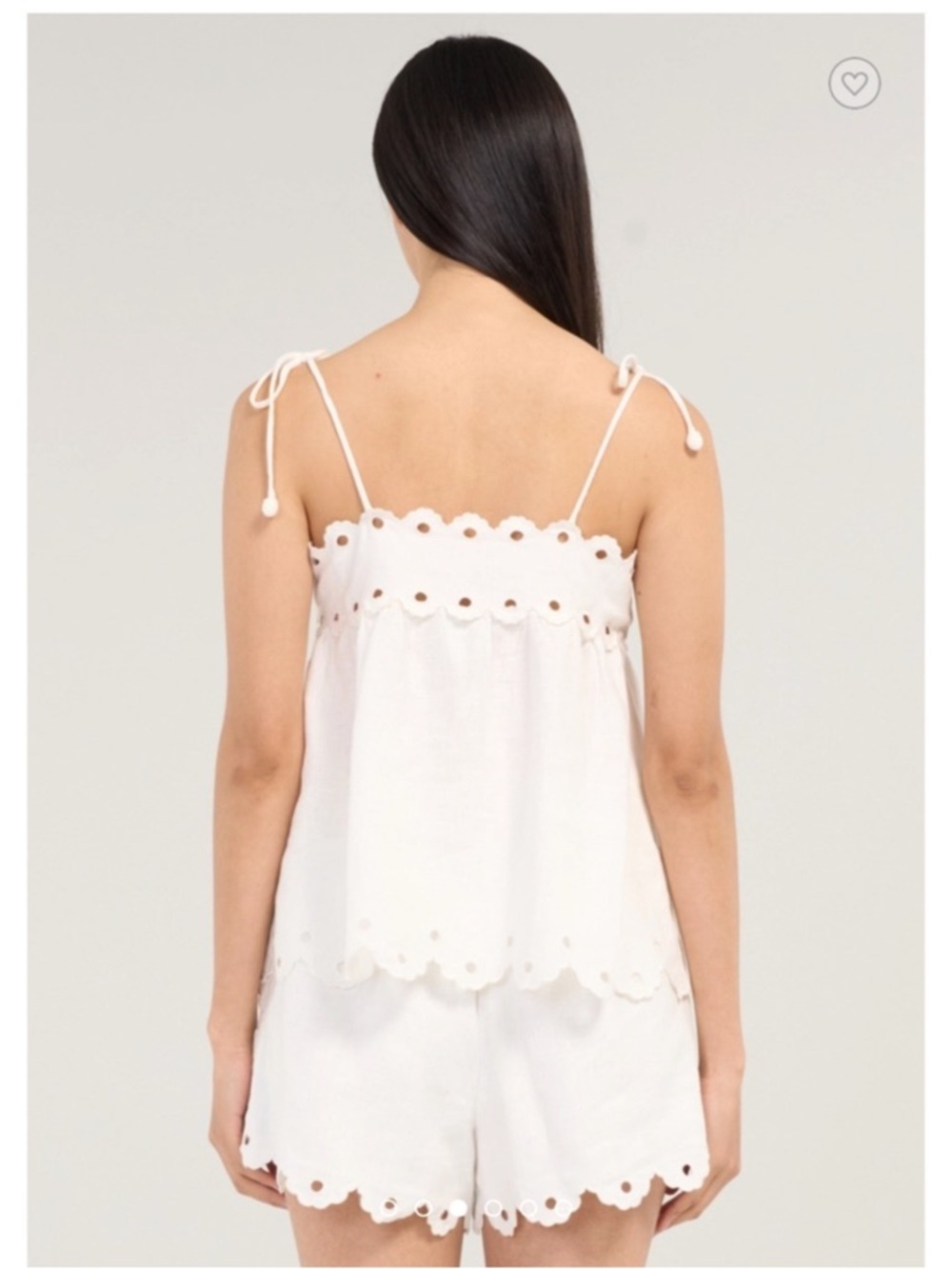 FARM Rio White Eyelet Scalloped Hem Drawstring Shorts. 100% Linen. Lined. New - Picture 4 of 15